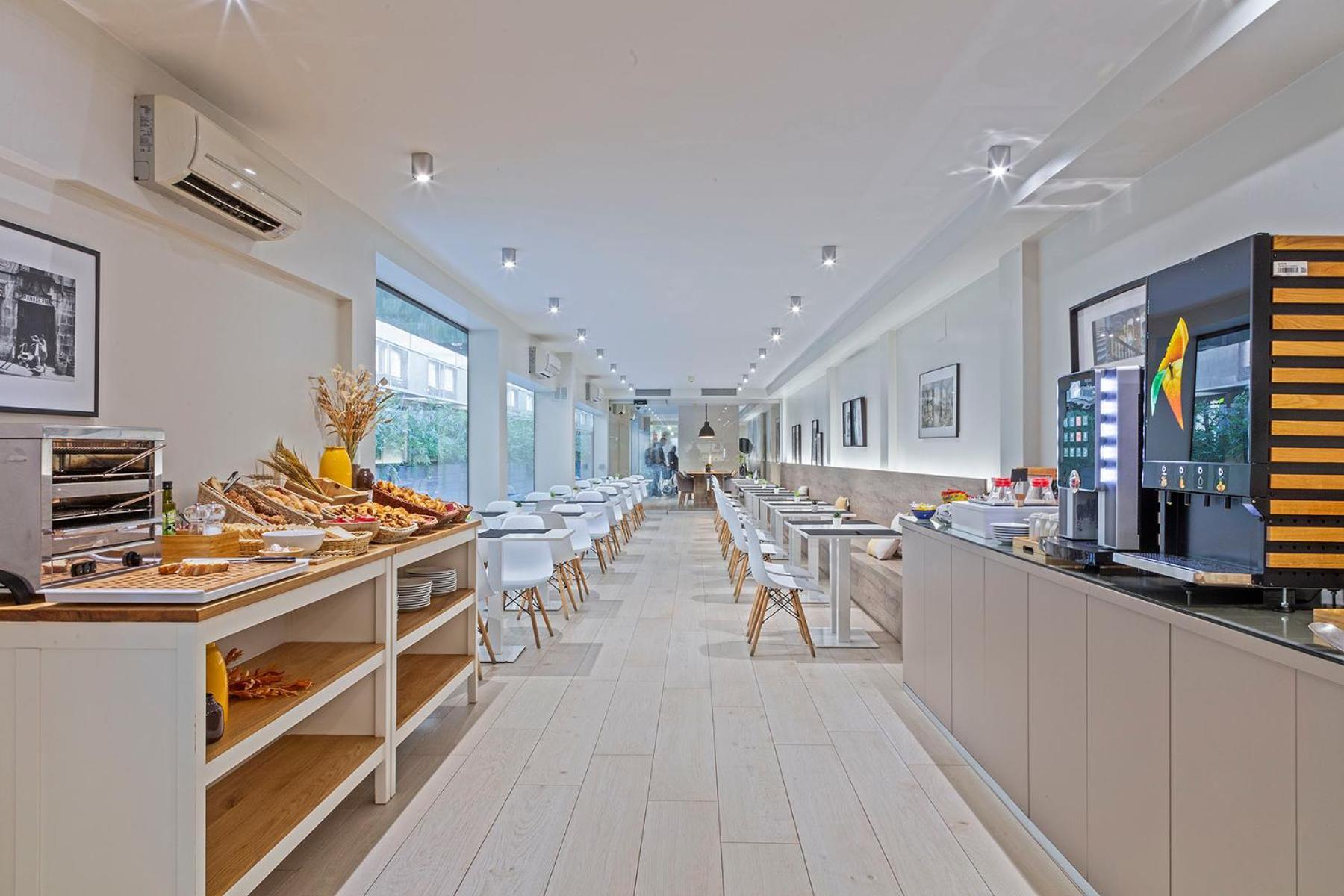 Aparthotel Bcn Montjuic Barcelona Bagian luar foto