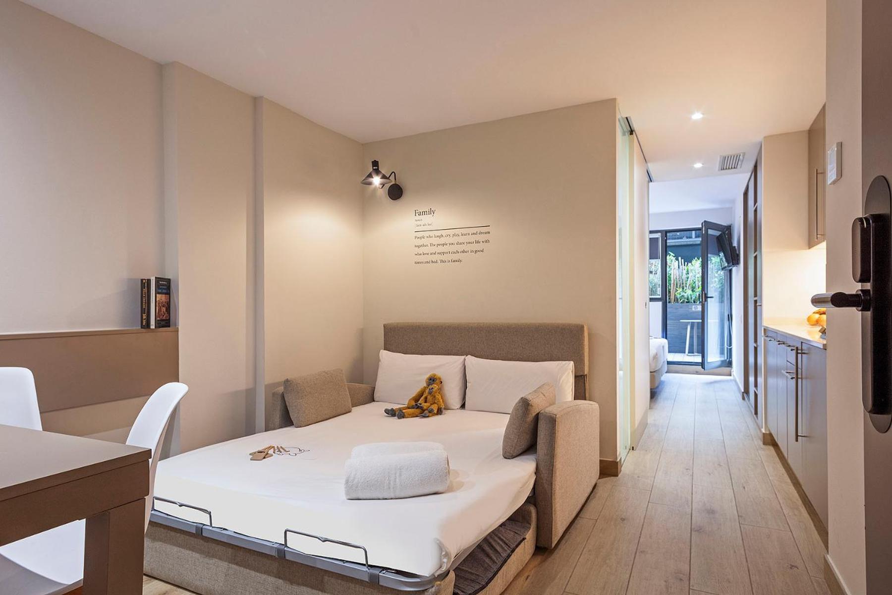 Aparthotel Bcn Montjuic Barcelona Bagian luar foto