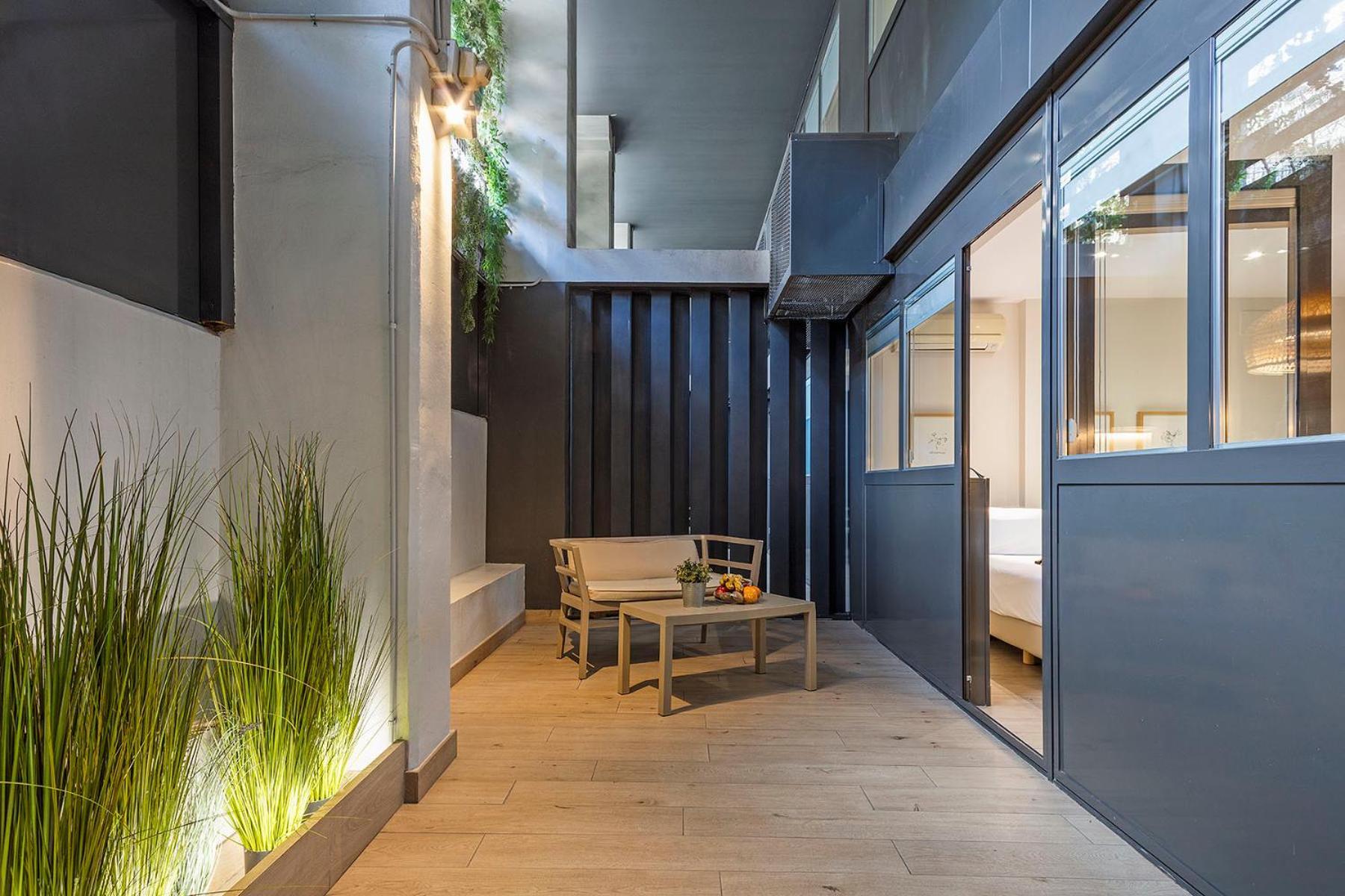 Aparthotel Bcn Montjuic Barcelona Bagian luar foto