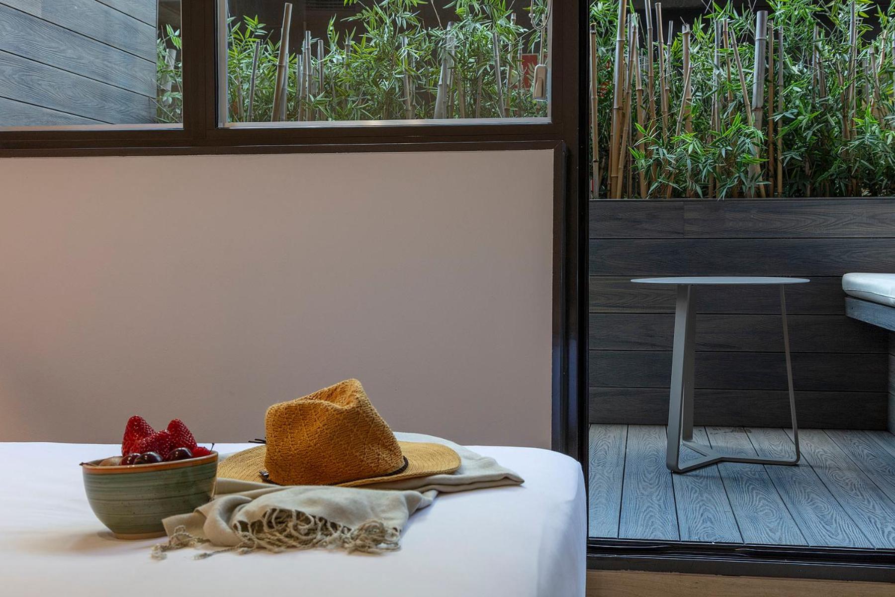 Aparthotel Bcn Montjuic Barcelona Bagian luar foto